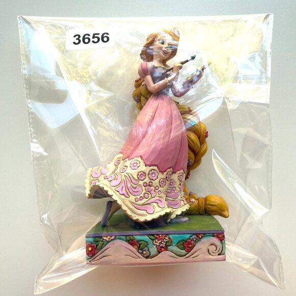 3656 DISNEY SHOWCASE RAPUNZEL ENESCO FIGURINE - Picture 6 of 6
